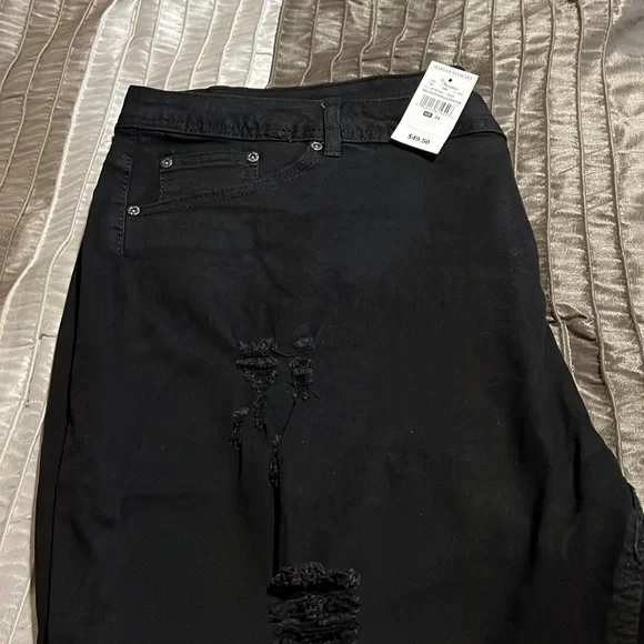 Ashley Stewart black capri jeans - Picture 3 of 5